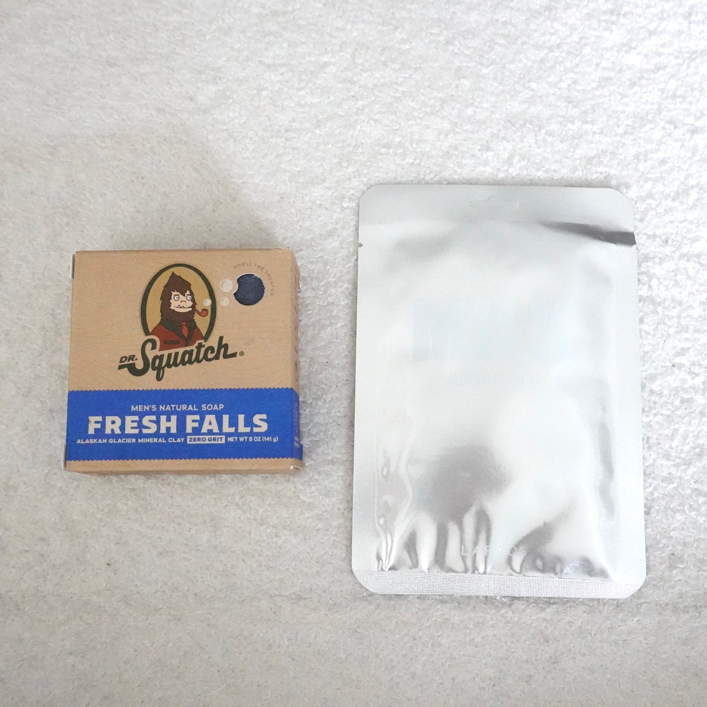 Men’s Refresh & Rehydrate Set – Dr. Squatch Fresh Falls Soap + Lapcos Milk Mask