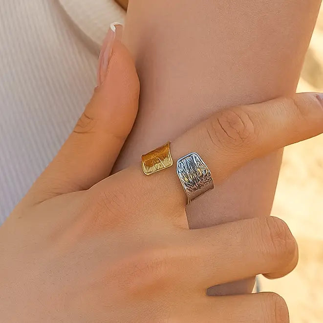 Emmy 18K Gold Non-Tarnish Textured Open Ring - Multi-colored