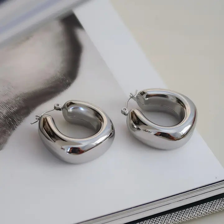 Hunter 18K Gold Non-Tarnish Classic U Hoop Earring - Silver