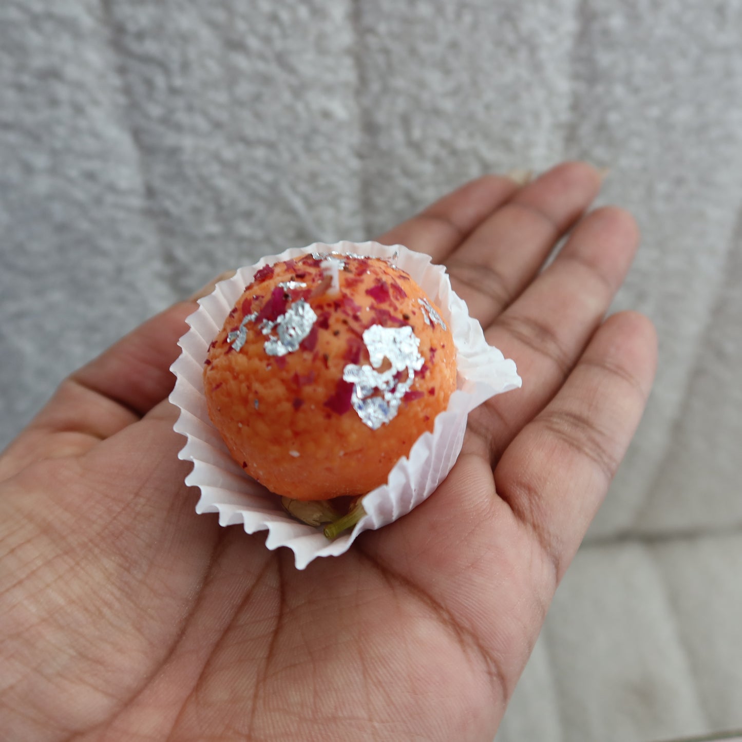 Motichoor Ladoo Candle Small – Set of 4 | Handmade Soy Wax | Honeysuckle Jasmine Scent