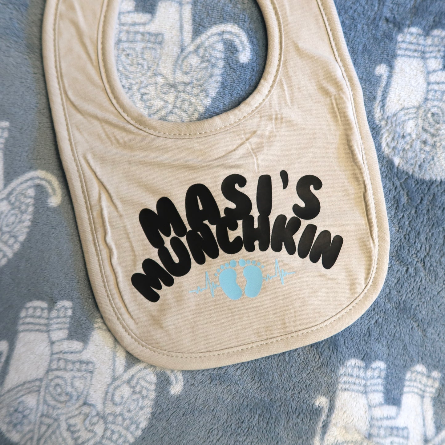 Masi's Munchkin Baby Bib