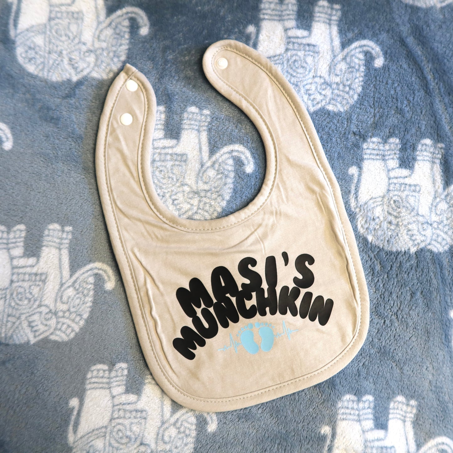 Masi's Munchkin Baby Bib