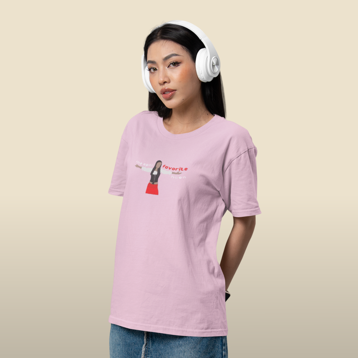 Me Apni Favorite Hun Tee