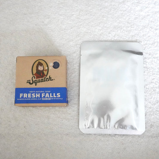 Men’s Refresh & Rehydrate Set – Dr. Squatch Fresh Falls Soap + Lapcos Milk Mask