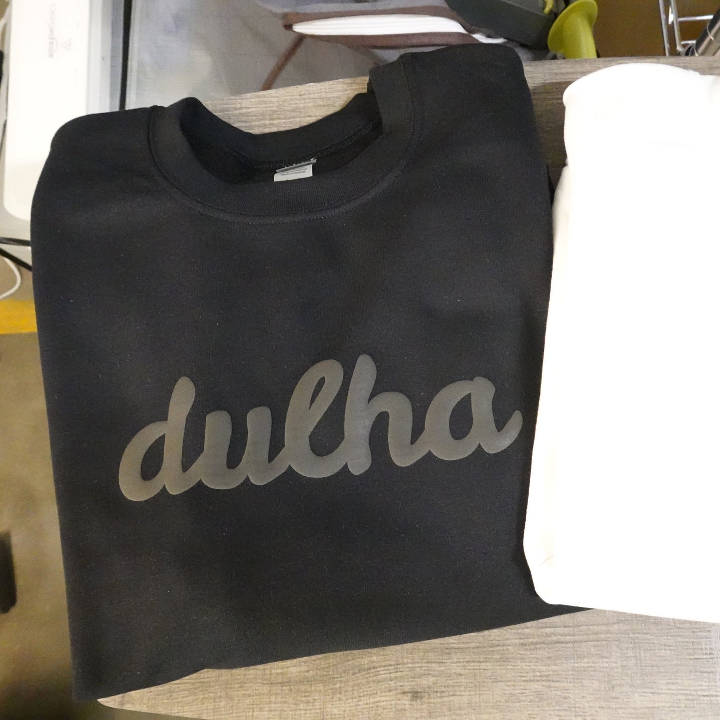 DULHA Puff Print Crewneck
