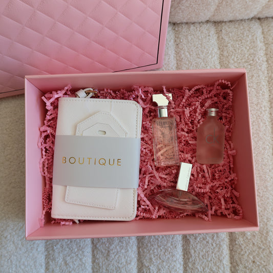 White Travel & Fragrance Gift Set