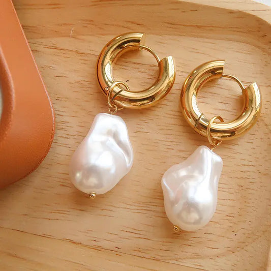 Oceana Gold Statement Large Pearl Earring - Yellow Gold