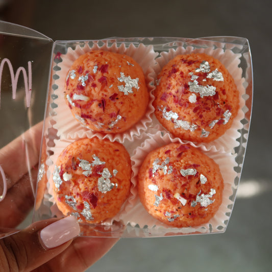 Motichoor Ladoo Candle Small – Set of 4 | Handmade Soy Wax | Honeysuckle Jasmine Scent