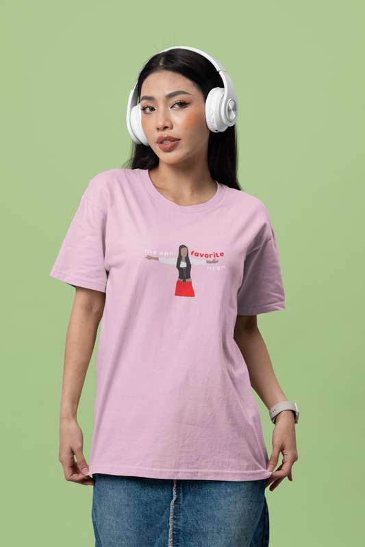 Me Apni Favorite Hun Tee